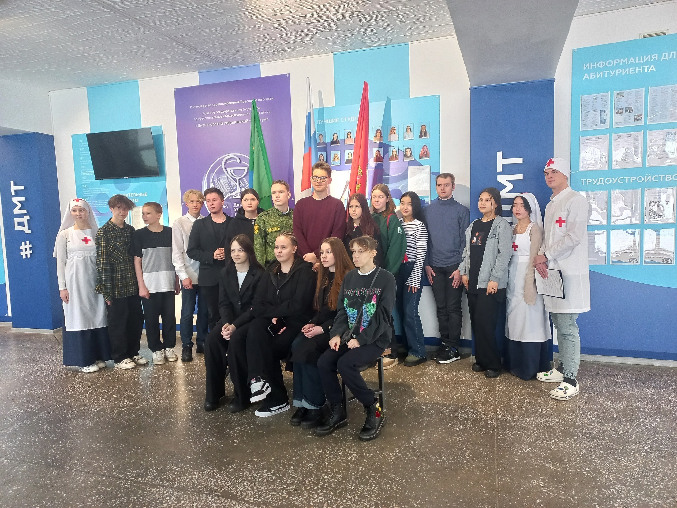 Сегодня обучающихся 8 и 9 классов посетили День открытых дверей в Дивногорском медицинском техникуме.