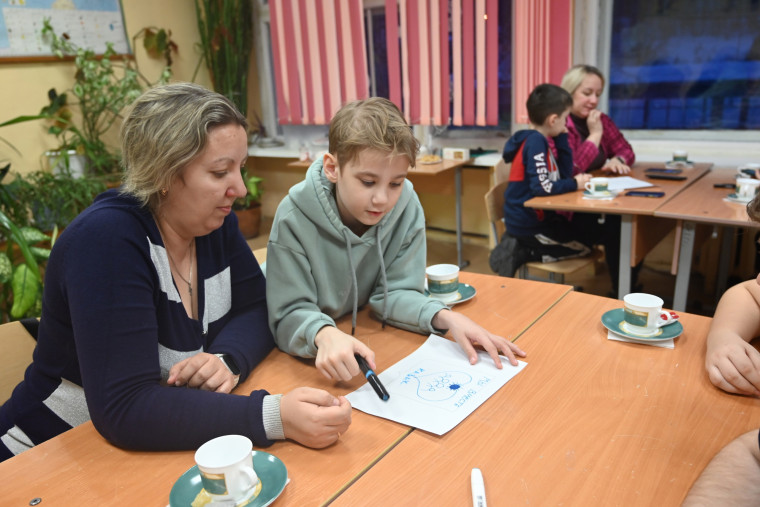 Сегодня вечером в школьном Мультилабе состоялось мероприятие в рамках Всероссийского Года семьи.