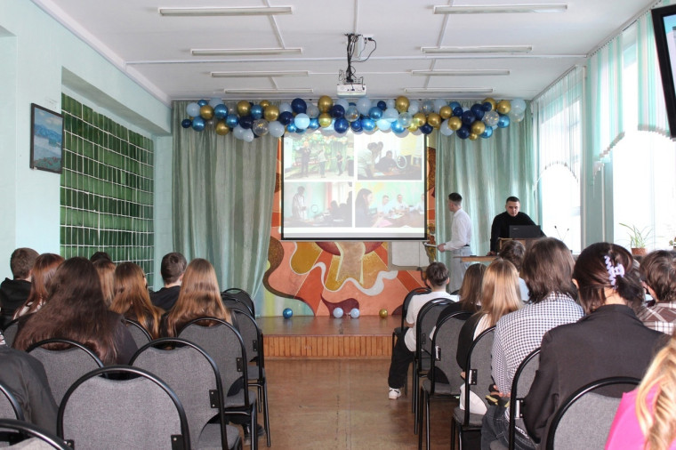 Вчера ученики нашей школы посетили профориентационное мероприятие «День открытых дверей» в Техникуме лесных технологий.